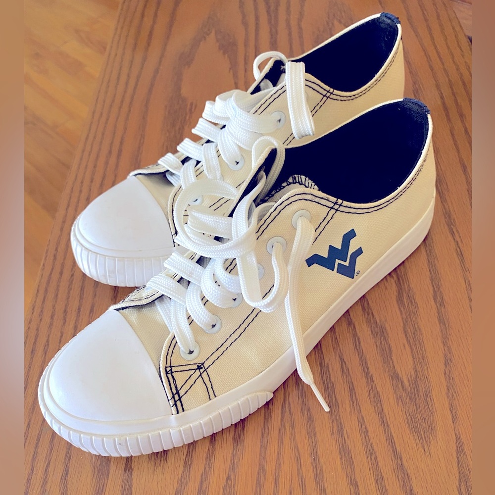 Women’s FOCO size 9 WVU sneakers.